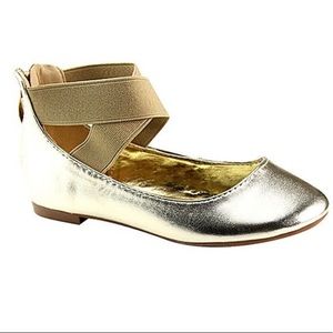 Bella Marie Criss Cross Gold Flats, Kids Size 9